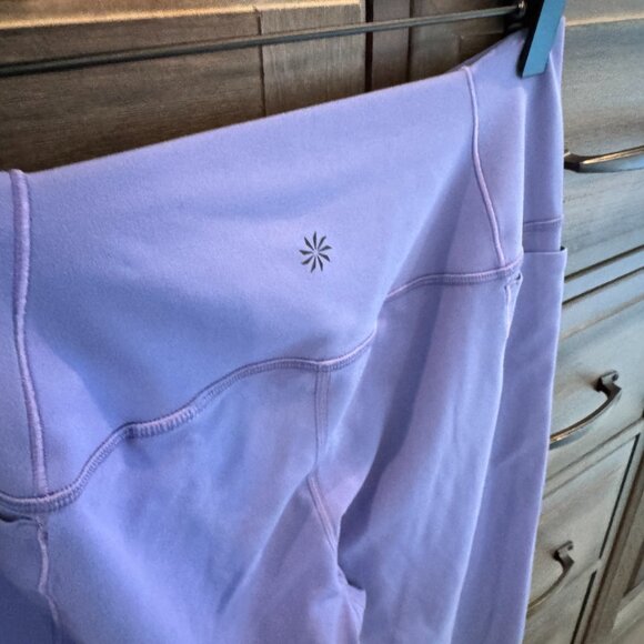 Athleta Transcend Stash Tight Leggings Purple Periwinkle L High Rise 7/8 Length - Picture 4 of 8